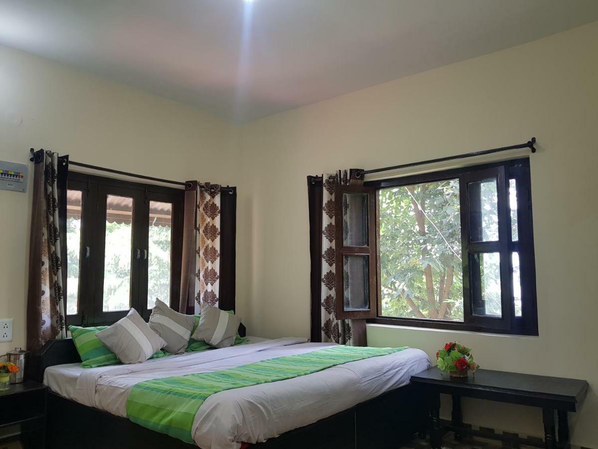 Aditya Homestay Dalhousie Exterior photo