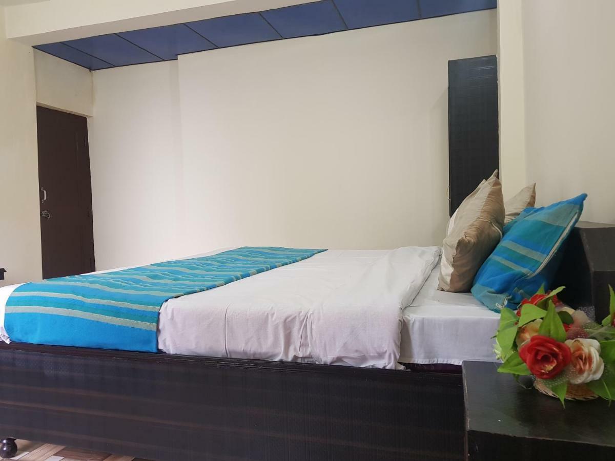 Aditya Homestay Dalhousie Exterior photo